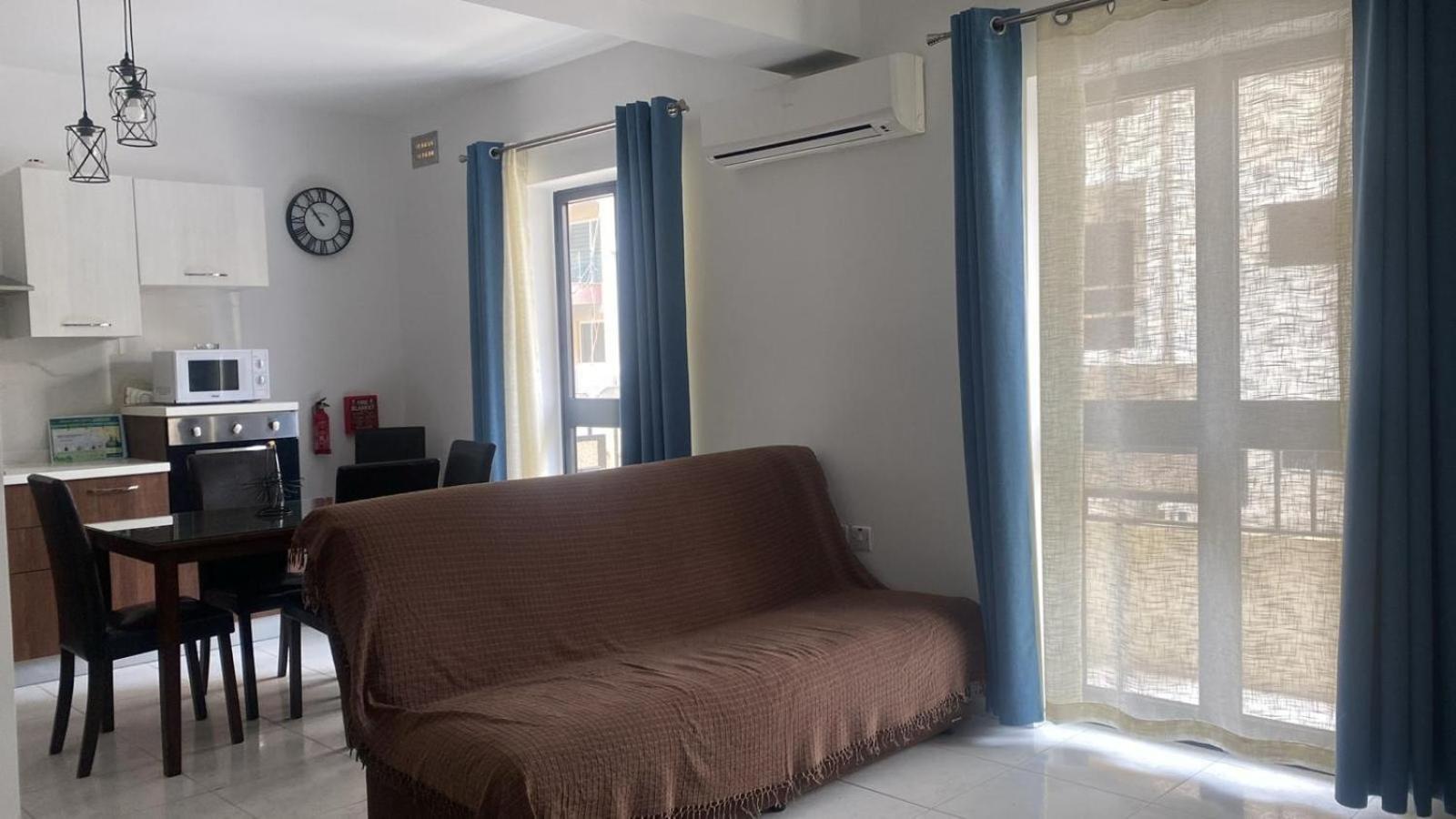 Apartment Triq Is-Silla Marsaskala Eksteriør billede