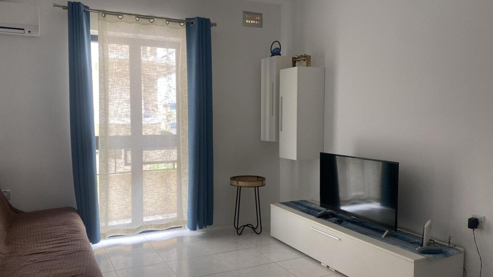 Apartment Triq Is-Silla Marsaskala Eksteriør billede